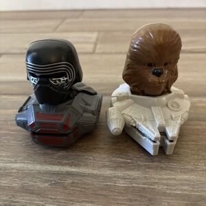 McDonalds 2021 star wars kylo ren & Chewbacca ships‎ happy meal toys